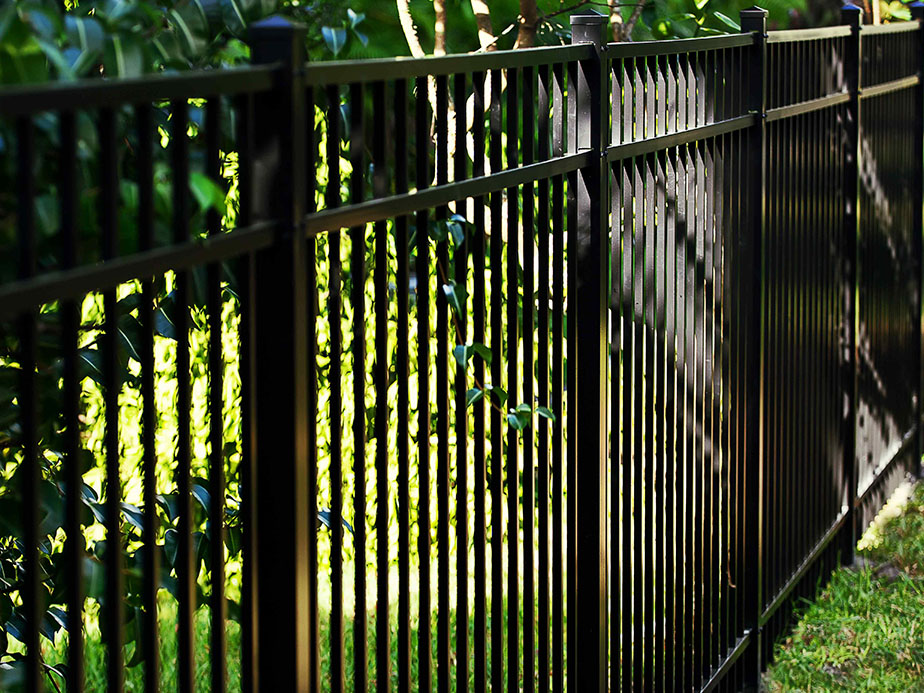 Aluminum fence installation